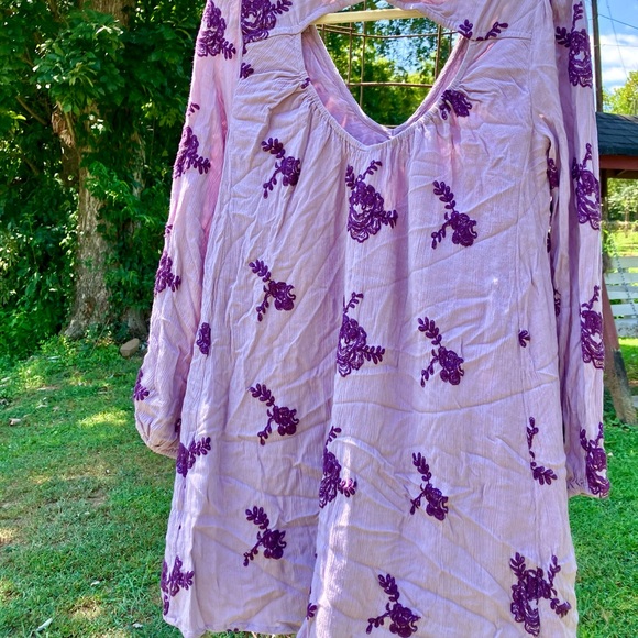 Free People Purple Embroidered Tunic Top/Babydoll dress Small - Picture 2 of 3